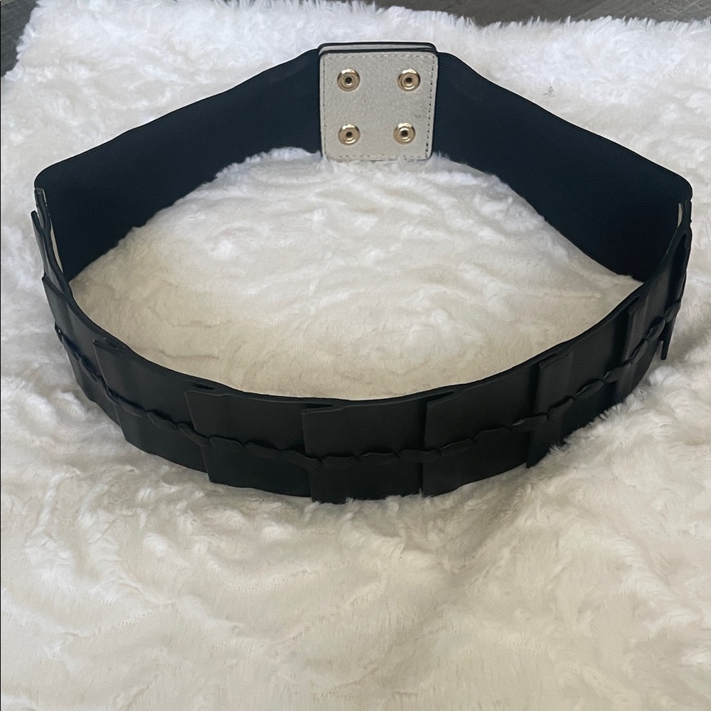 White House Black Market BlackLeather Belt with snaps